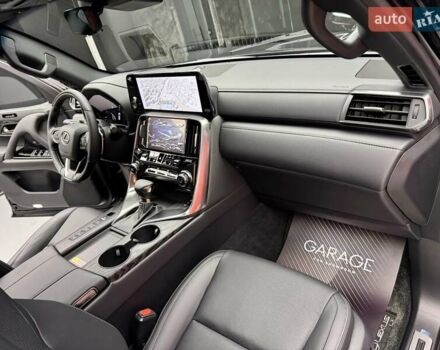 Черный Лексус ЛХ, объемом двигателя 3.4 л и пробегом 1 тыс. км за 148800 $, фото 66 на Automoto.ua