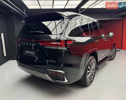 Черный Лексус ЛХ, объемом двигателя 3.4 л и пробегом 1 тыс. км за 148800 $, фото 15 на Automoto.ua