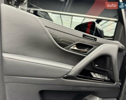 Черный Лексус ЛХ, объемом двигателя 3.4 л и пробегом 1 тыс. км за 148800 $, фото 29 на Automoto.ua