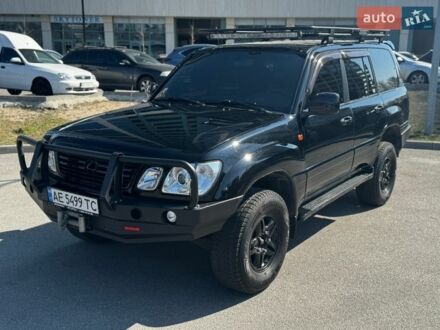 Черный Лексус ЛХ, объемом двигателя 4.66 л и пробегом 320 тыс. км за 14900 $, фото 1 на Automoto.ua