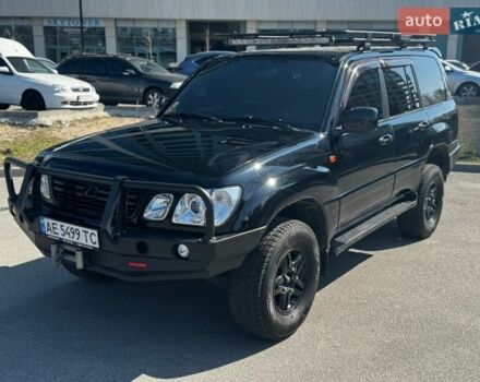 Черный Лексус ЛХ, объемом двигателя 4.66 л и пробегом 320 тыс. км за 15900 $, фото 1 на Automoto.ua