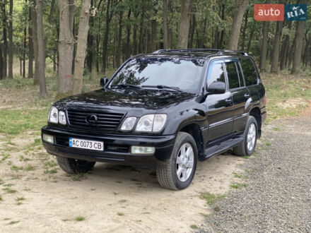Черный Лексус ЛХ, объемом двигателя 4.67 л и пробегом 268 тыс. км за 15650 $, фото 1 на Automoto.ua