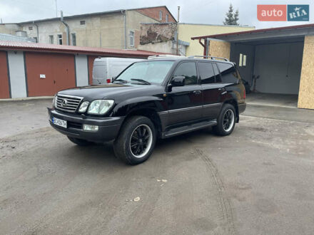 Лексус ЛХ 2004 в Львове на Automoto.ua Черный Лексус ЛХ, объемом двигателя 4.66 л и пробегом 312 тыс. км за 16300 $, фото 1 на Automoto.ua