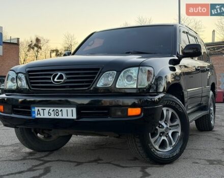 Черный Лексус ЛХ, объемом двигателя 4.7 л и пробегом 273 тыс. км за 13350 $, фото 1 на Automoto.ua