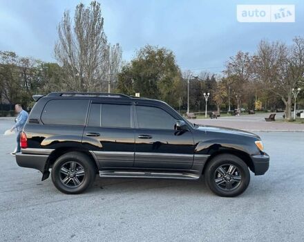 Черный Лексус ЛХ, объемом двигателя 4.67 л и пробегом 394 тыс. км за 18300 $, фото 1 на Automoto.ua