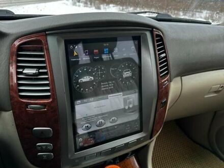 Чорний Лексус ЛХ, об'ємом двигуна 4.7 л та пробігом 287 тис. км за 18300 $, фото 1 на Automoto.ua