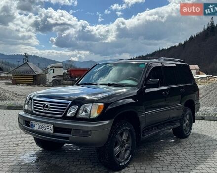 Черный Лексус ЛХ, объемом двигателя 4.7 л и пробегом 350 тыс. км за 12000 $, фото 1 на Automoto.ua