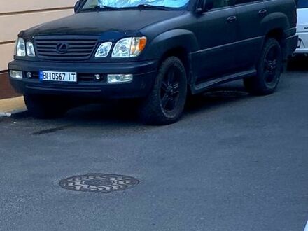 Черный Лексус ЛХ, объемом двигателя 4.7 л и пробегом 277 тыс. км за 14500 $, фото 1 на Automoto.ua