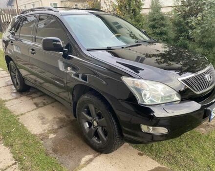 Черный Лексус ЛХ, объемом двигателя 3.3 л и пробегом 200 тыс. км за 8800 $, фото 1 на Automoto.ua