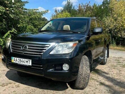 Черный Лексус ЛХ, объемом двигателя 5.66 л и пробегом 355 тыс. км за 16000 $, фото 1 на Automoto.ua