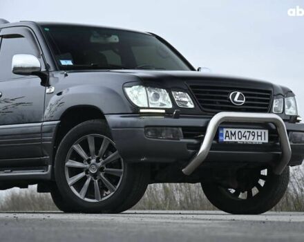 Чорний Лексус ЛХ, об'ємом двигуна 4.7 л та пробігом 258 тис. км за 16500 $, фото 1 на Automoto.ua