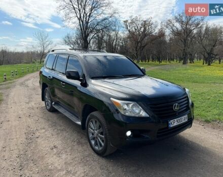 Черный Лексус ЛХ, объемом двигателя 5.66 л и пробегом 280 тыс. км за 23000 $, фото 1 на Automoto.ua