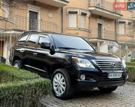 Черный Лексус ЛХ, объемом двигателя 5.66 л и пробегом 300 тыс. км за 23200 $, фото 1 на Automoto.ua