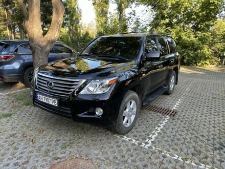 Чорний Лексус ЛХ, об'ємом двигуна 5.7 л та пробігом 330 тис. км за 23119 $, фото 1 на Automoto.ua