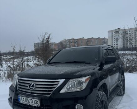 Черный Лексус ЛХ, объемом двигателя 5.7 л и пробегом 244 тыс. км за 24900 $, фото 1 на Automoto.ua