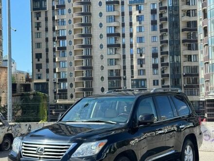 Черный Лексус ЛХ, объемом двигателя 5.66 л и пробегом 220 тыс. км за 18800 $, фото 1 на Automoto.ua