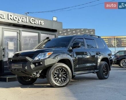 Черный Лексус ЛХ, объемом двигателя 5.66 л и пробегом 256 тыс. км за 31500 $, фото 1 на Automoto.ua