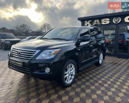 Черный Лексус ЛХ, объемом двигателя 5.7 л и пробегом 110 тыс. км за 33600 $, фото 1 на Automoto.ua