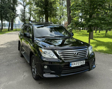 Чорний Лексус ЛХ, об'ємом двигуна 5.7 л та пробігом 250 тис. км за 26500 $, фото 1 на Automoto.ua