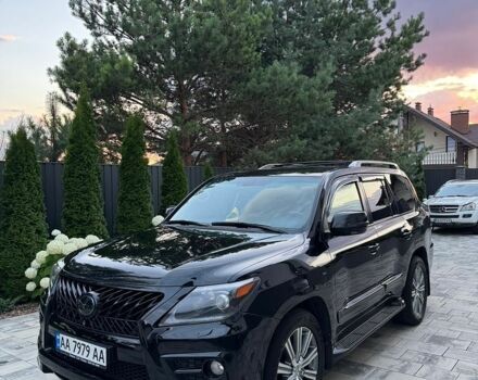 Черный Лексус ЛХ, объемом двигателя 5.66 л и пробегом 275 тыс. км за 25000 $, фото 1 на Automoto.ua