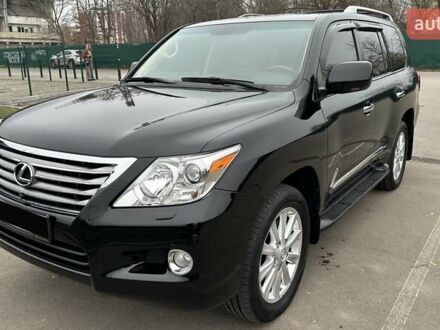 Черный Лексус ЛХ, объемом двигателя 5.66 л и пробегом 74 тыс. км за 39400 $, фото 1 на Automoto.ua