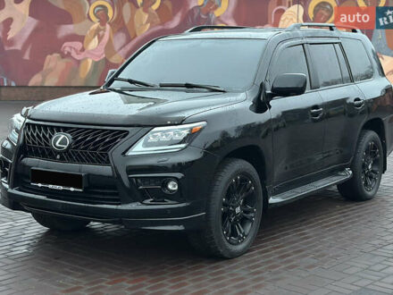 Черный Лексус ЛХ, объемом двигателя 5.66 л и пробегом 263 тыс. км за 19999 $, фото 1 на Automoto.ua