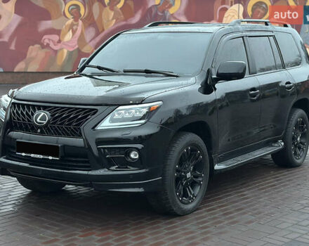Чорний Лексус ЛХ, об'ємом двигуна 5.66 л та пробігом 263 тис. км за 19999 $, фото 1 на Automoto.ua