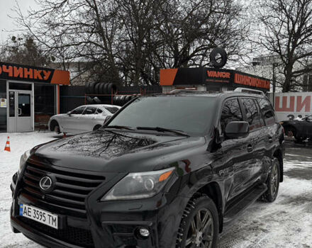 Черный Лексус ЛХ, объемом двигателя 5.66 л и пробегом 350 тыс. км за 21000 $, фото 1 на Automoto.ua