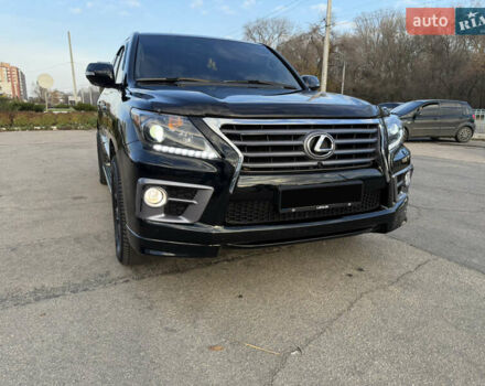 Чорний Лексус ЛХ, об'ємом двигуна 5.66 л та пробігом 160 тис. км за 38000 $, фото 1 на Automoto.ua