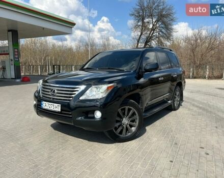 Черный Лексус ЛХ, объемом двигателя 5.66 л и пробегом 158 тыс. км за 29800 $, фото 1 на Automoto.ua