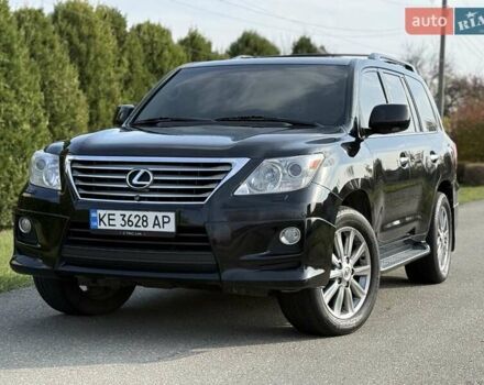 Черный Лексус ЛХ, объемом двигателя 5.66 л и пробегом 374 тыс. км за 26500 $, фото 1 на Automoto.ua