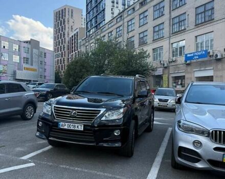 Черный Лексус ЛХ, объемом двигателя 5.7 л и пробегом 205 тыс. км за 35200 $, фото 1 на Automoto.ua