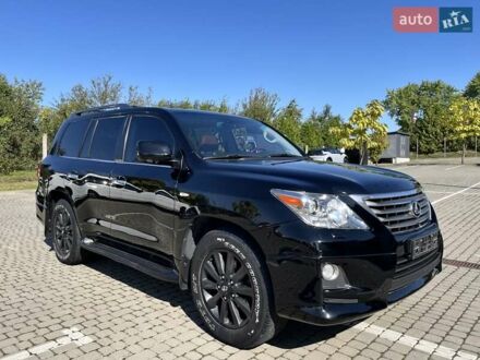 Черный Лексус ЛХ, объемом двигателя 5.66 л и пробегом 443 тыс. км за 29700 $, фото 1 на Automoto.ua