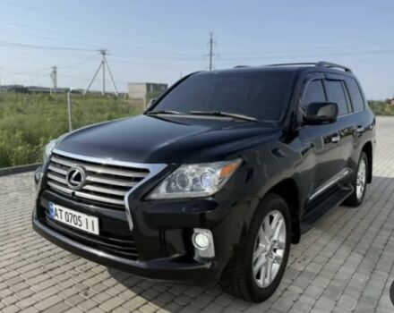 Черный Лексус ЛХ, объемом двигателя 5.7 л и пробегом 295 тыс. км за 25999 $, фото 1 на Automoto.ua