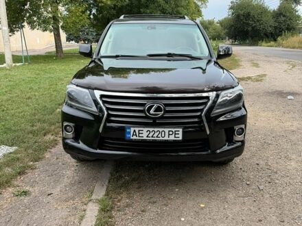 Черный Лексус ЛХ, объемом двигателя 5.66 л и пробегом 268 тыс. км за 23500 $, фото 1 на Automoto.ua