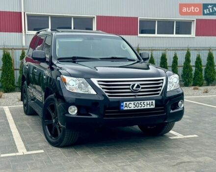 Черный Лексус ЛХ, объемом двигателя 5.66 л и пробегом 248 тыс. км за 32700 $, фото 1 на Automoto.ua