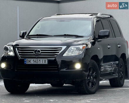 Чорний Лексус ЛХ, об'ємом двигуна 5.66 л та пробігом 243 тис. км за 25999 $, фото 1 на Automoto.ua