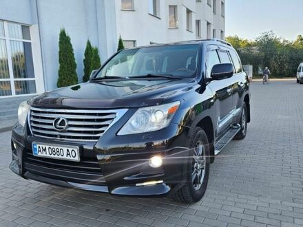Чорний Лексус ЛХ, об'ємом двигуна 5.66 л та пробігом 215 тис. км за 34500 $, фото 1 на Automoto.ua