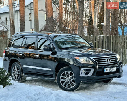 Черный Лексус ЛХ, объемом двигателя 5.7 л и пробегом 278 тыс. км за 37900 $, фото 1 на Automoto.ua