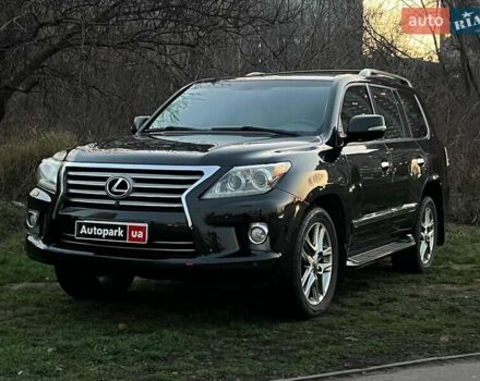 Чорний Лексус ЛХ, об'ємом двигуна 5.7 л та пробігом 192 тис. км за 33990 $, фото 1 на Automoto.ua