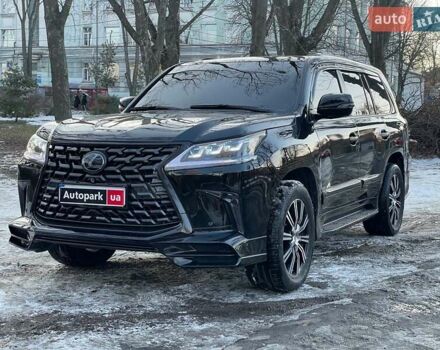 Чорний Лексус ЛХ, об'ємом двигуна 5.7 л та пробігом 187 тис. км за 42990 $, фото 1 на Automoto.ua