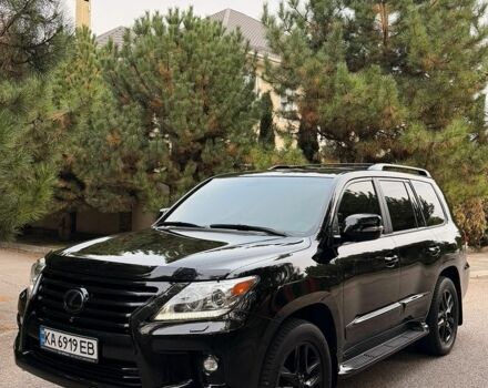 Черный Лексус ЛХ, объемом двигателя 5.66 л и пробегом 153 тыс. км за 41000 $, фото 1 на Automoto.ua
