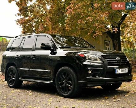 Лексус ЛХ 2015 в Днепре (Днепропетровске) на Automoto.ua Черный Лексус ЛХ, объемом двигателя 5.66 л и пробегом 224 тыс. км за 39500 $, фото 1 на Automoto.ua