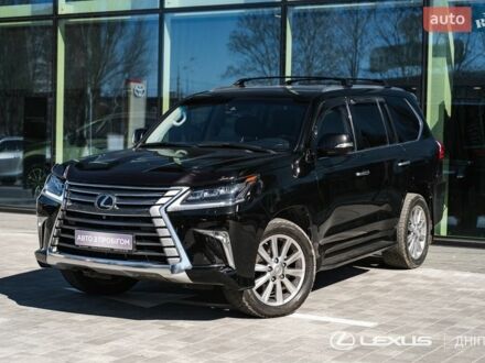 Черный Лексус ЛХ, объемом двигателя 4.46 л и пробегом 211 тыс. км за 55500 $, фото 1 на Automoto.ua