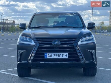 Черный Лексус ЛХ, объемом двигателя 4.46 л и пробегом 115 тыс. км за 60000 $, фото 1 на Automoto.ua