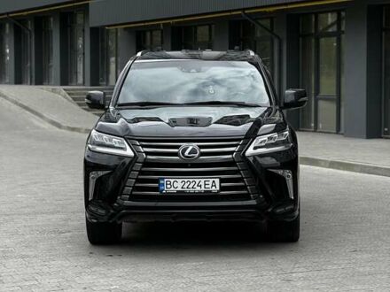 Лексус ЛХ 2016 в Львове на Automoto.ua Черный Лексус ЛХ, объемом двигателя 4.46 л и пробегом 312 тыс. км за 51000 $, фото 1 на Automoto.ua
