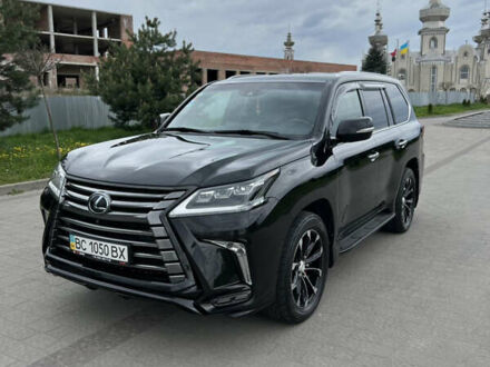 Лексус ЛХ 2016 в Львове на Automoto.ua Черный Лексус ЛХ, объемом двигателя 4.5 л и пробегом 295 тыс. км за 72000 $, фото 1 на Automoto.ua