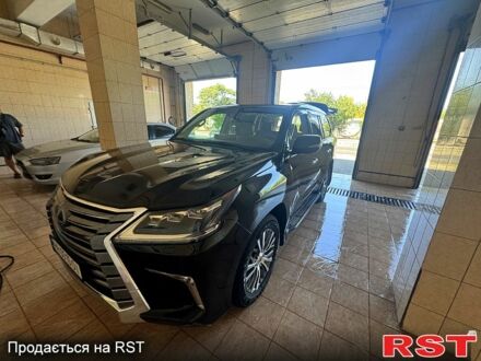 Черный Лексус ЛХ, объемом двигателя 4.5 л и пробегом 220 тыс. км за 53000 $, фото 1 на Automoto.ua