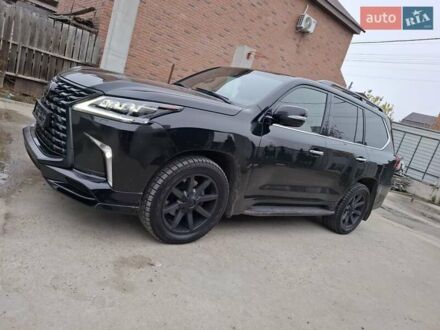 Черный Лексус ЛХ, объемом двигателя 4.46 л и пробегом 187 тыс. км за 65000 $, фото 1 на Automoto.ua