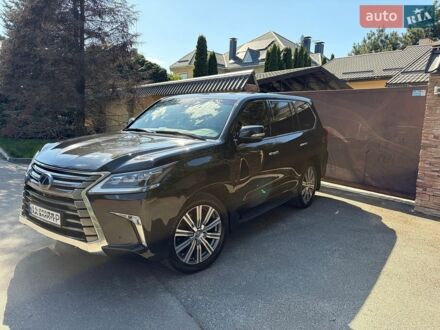 Черный Лексус ЛХ, объемом двигателя 4.5 л и пробегом 170 тыс. км за 63000 $, фото 1 на Automoto.ua